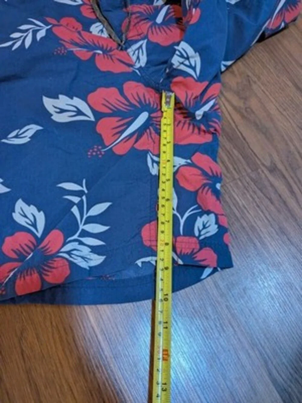 VTG Patagonia Men's 30 Wavefarer Board Shorts Blue Red Hawaiian Swim Y2K - CLEAN